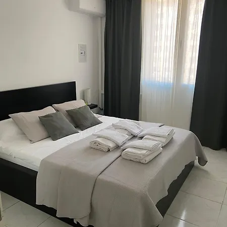 Modern And Bright Apartment By Fuengirola Marina Exterior photo
